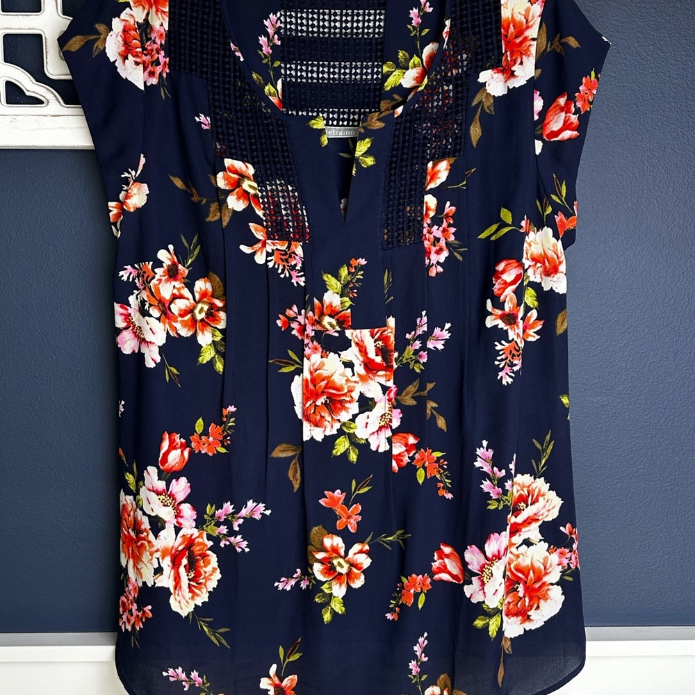 Daniel Rainn Floral Navy Women's Top - 2X